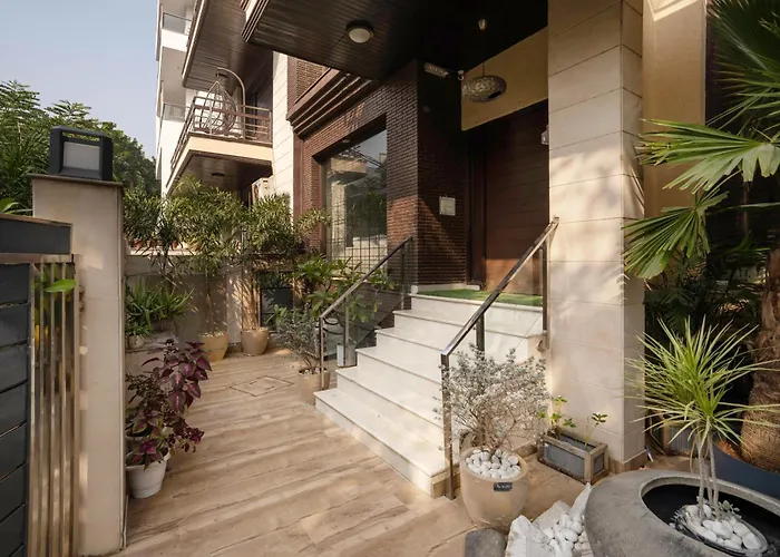 Aravali Woods 4 Bhk With Mini Movie Theatre In Gurgaon Villa